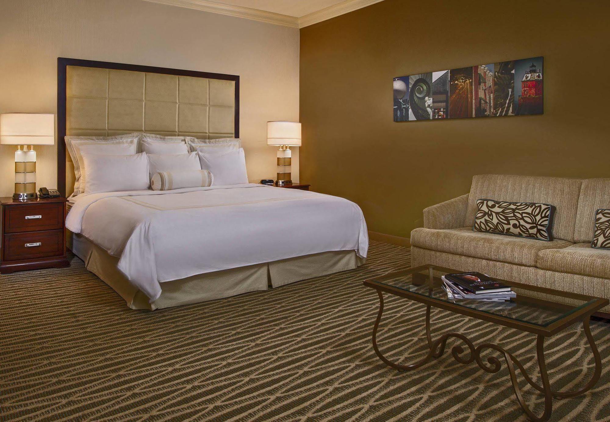 BWI Airport Marriott Hotel Linthicum Room photo